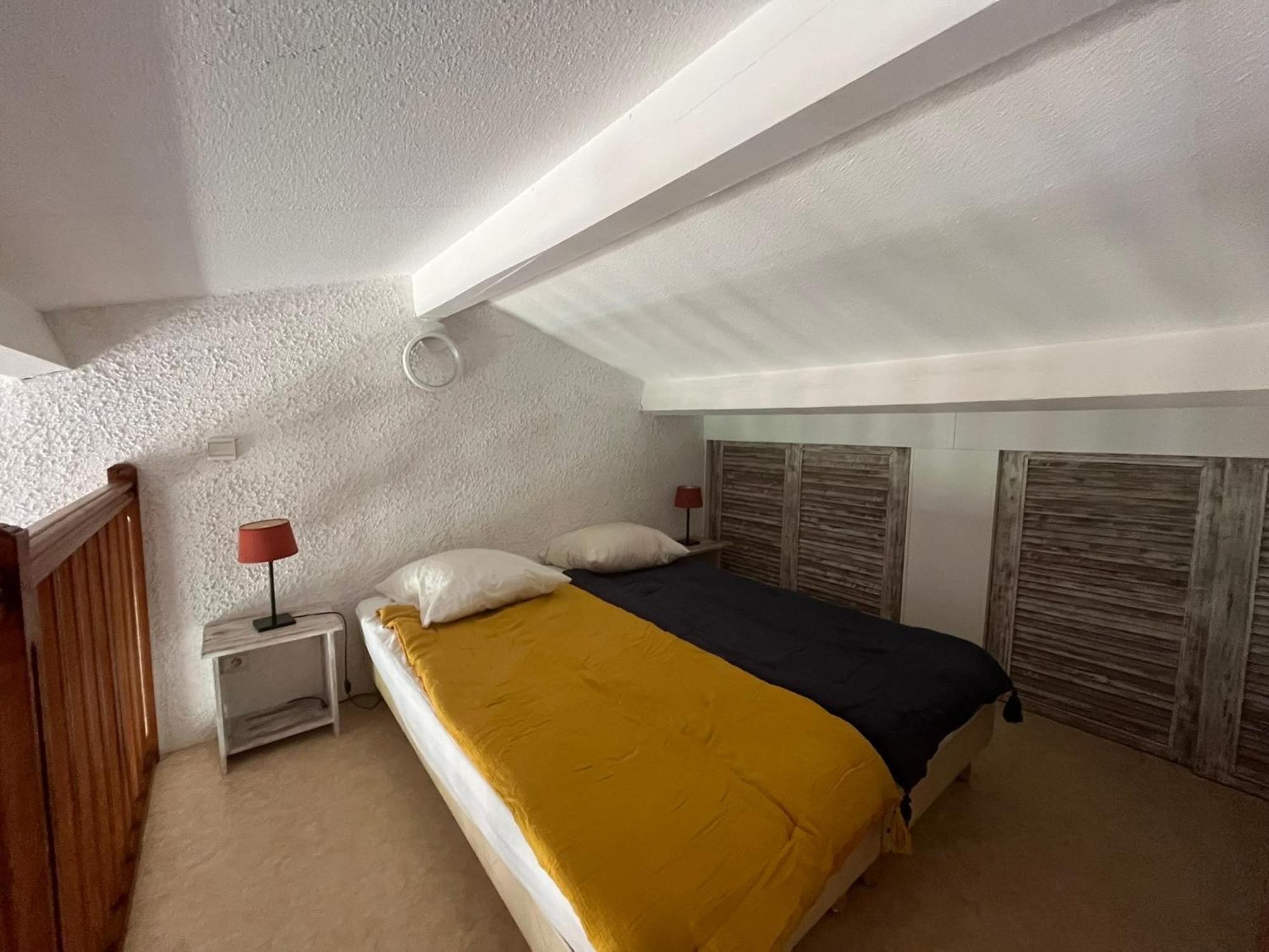 Superbe Duplex 35M2 Vue Mer Avec Piscine Bormes-les-Mimosas Dış mekan fotoğraf