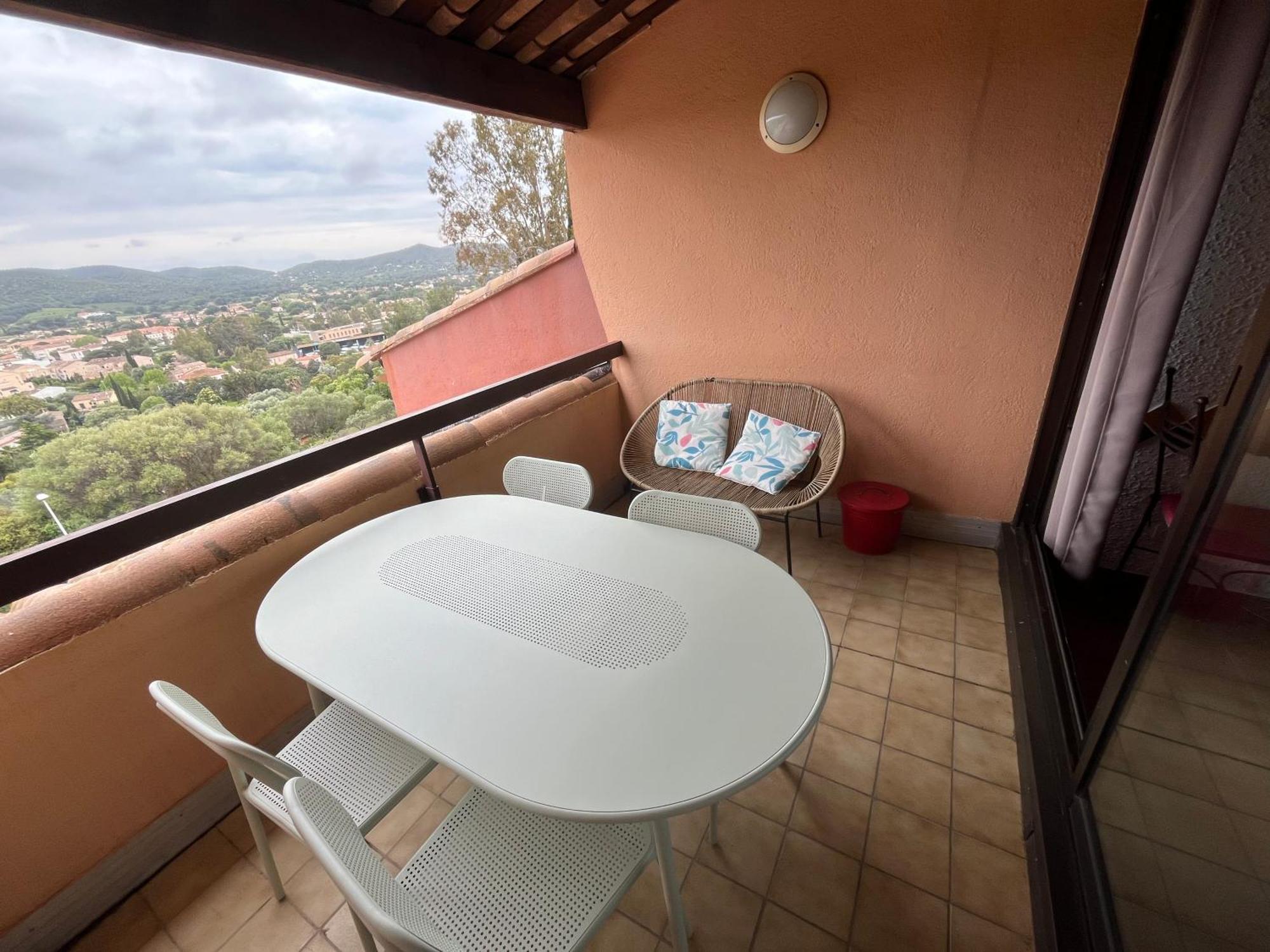 Superbe Duplex 35M2 Vue Mer Avec Piscine Bormes-les-Mimosas Dış mekan fotoğraf